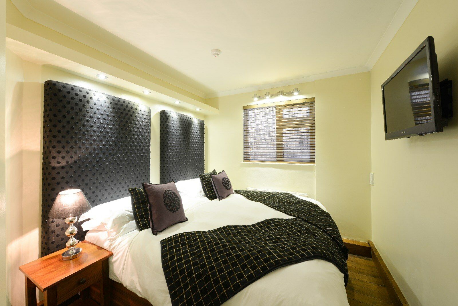 New Linden Hotel Londra Esterno foto